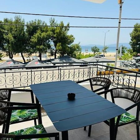 Seaviewapartment Офринион Екстериор снимка